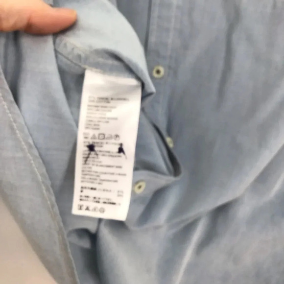 Tommy Bahama Jeans Men’s Island Modern Fit Lightweight Chambray Shirt - Picture 7 of 7